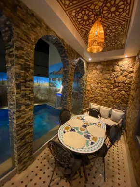 Tirazir house